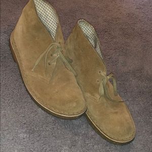 Clark’s desert boots